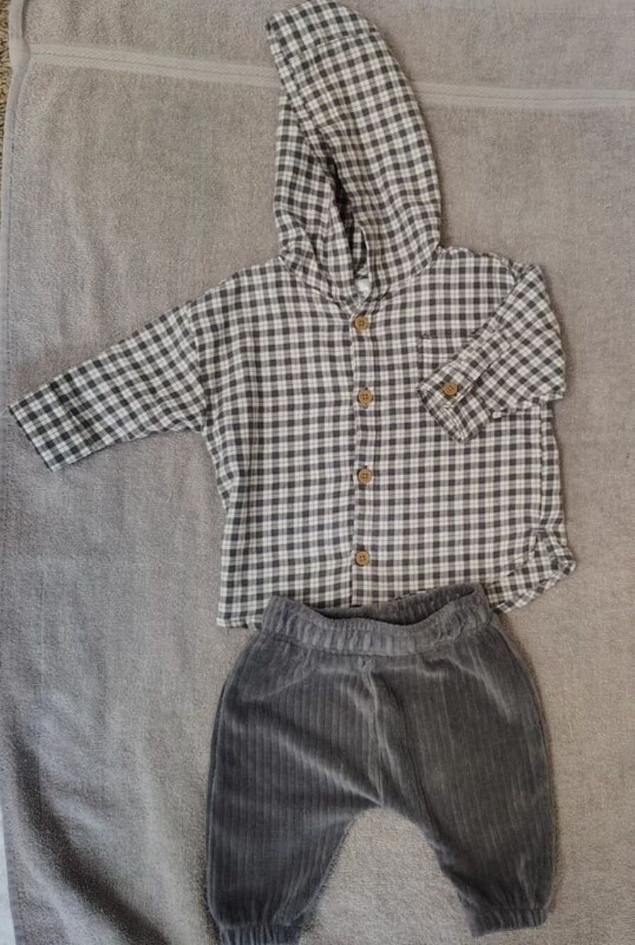 Carter's 2 Piece Set 0-3 Months